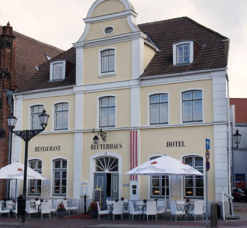 Hotel Reuterhaus วิสมาร์ ภายนอก รูปภาพ